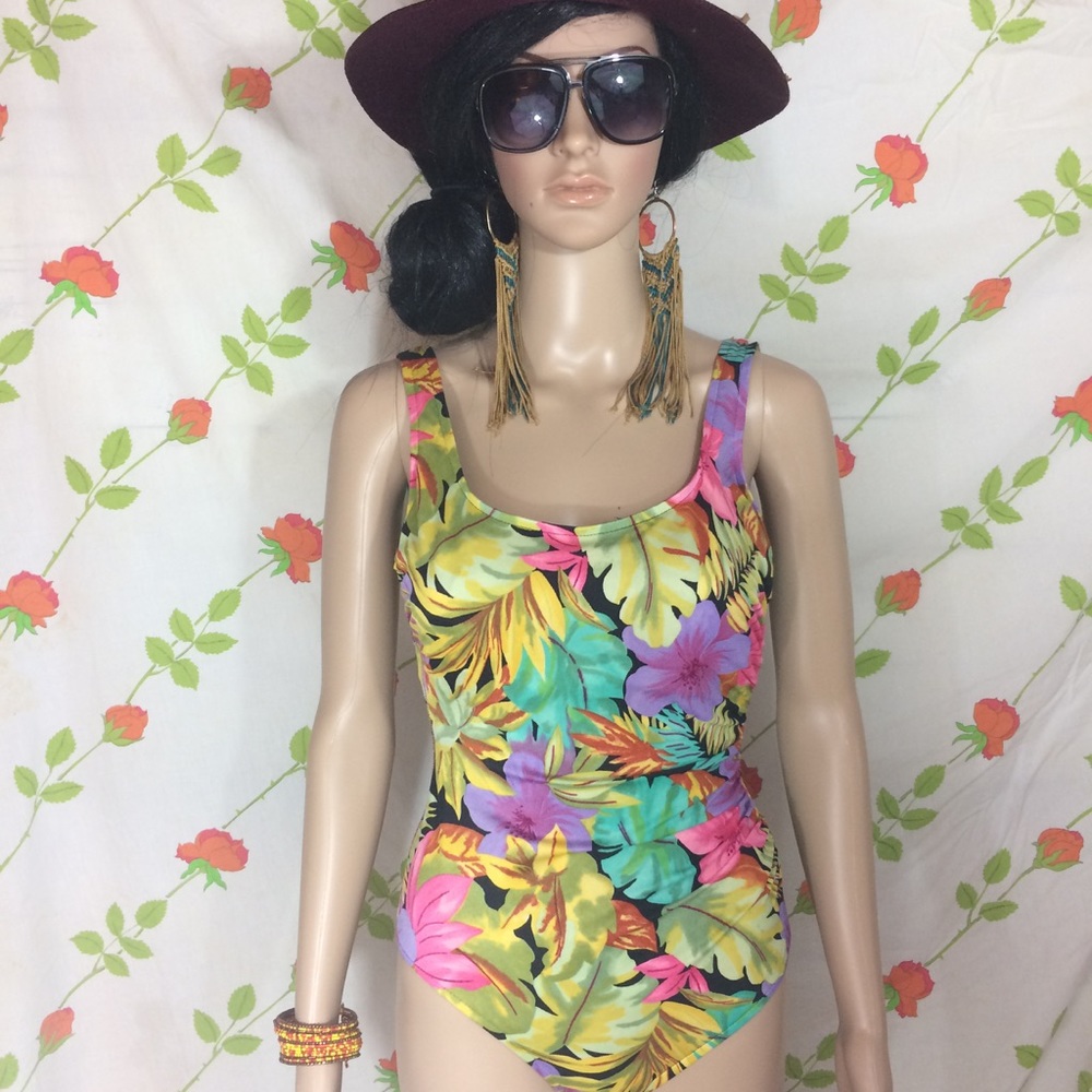 Vintage 1980s Robby Len One Piece Floral Swimsuit